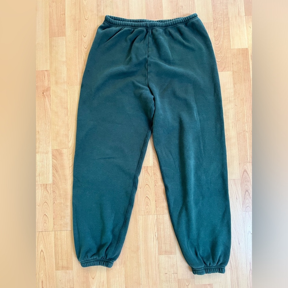 Skims Hoodie and sweatpants set - Picture 6 of 8